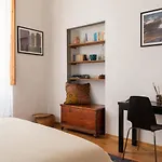 Spacious Family Flat S. Spirito 8 Sleeps