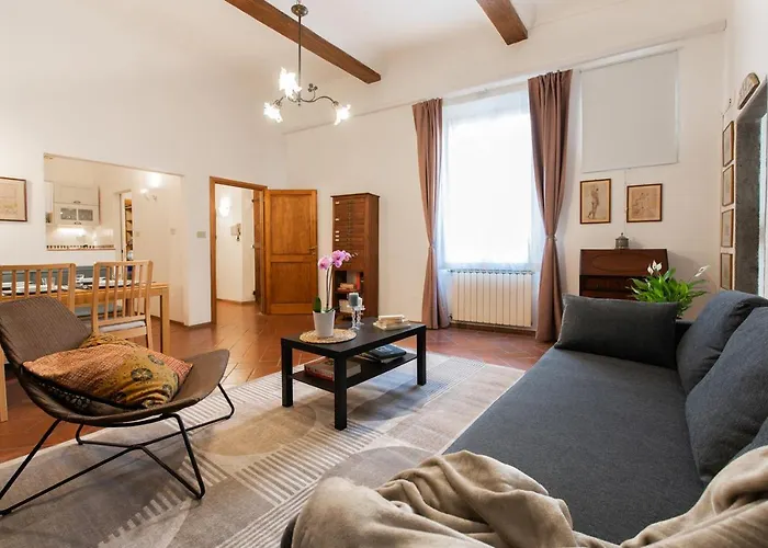 Spacious Family Flat S. Spirito 8 Sleeps