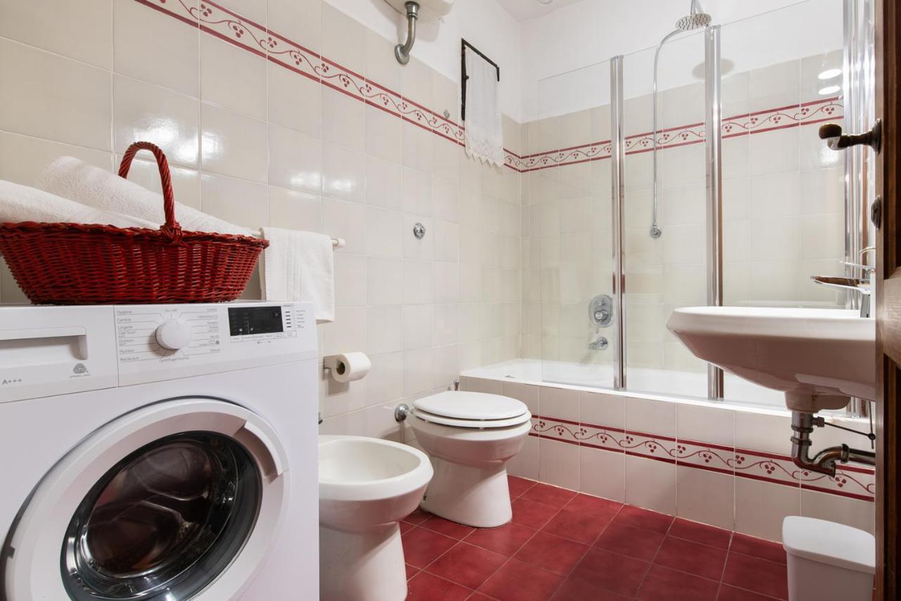 Spacious Family Flat S. Spirito 8 Sleeps Florencia